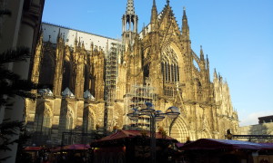 kölner dom und weihnachtsmarkt 2015